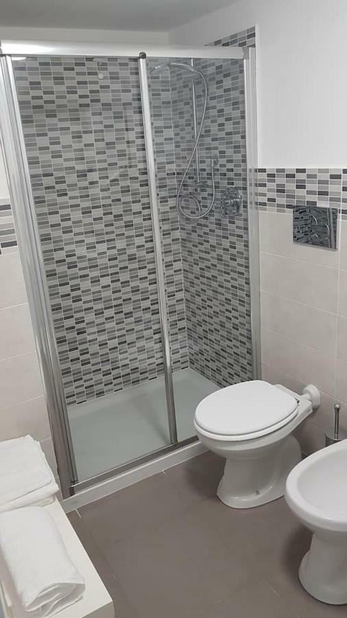 Solari7 Apartment Милано Екстериор снимка